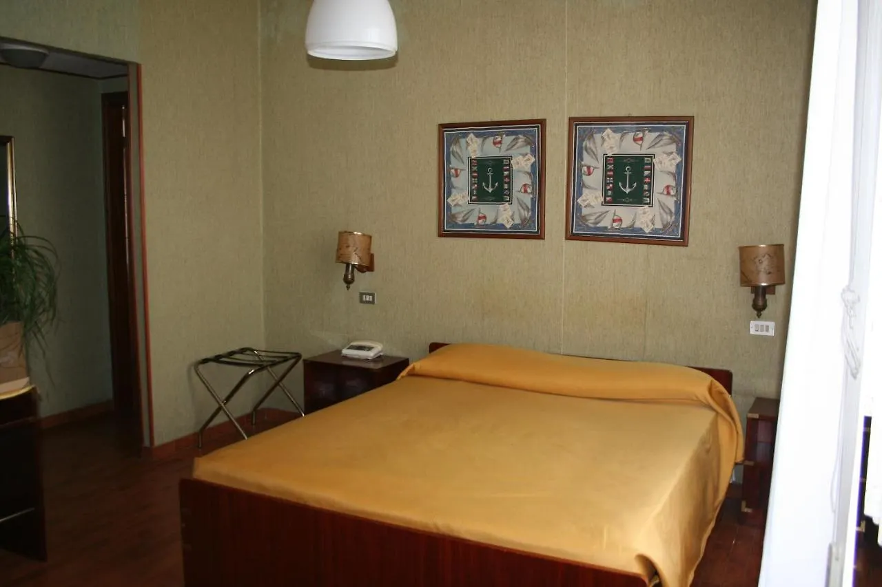 **  Hotel Rosalia Bordighera Italie