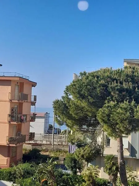 Hotel Rosalia Bordighera 2*,