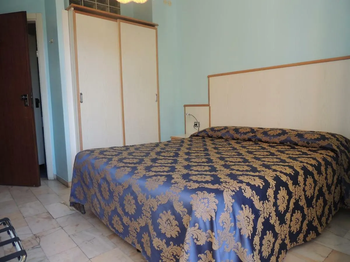 Hotel Rosalia Bordighera 2*,